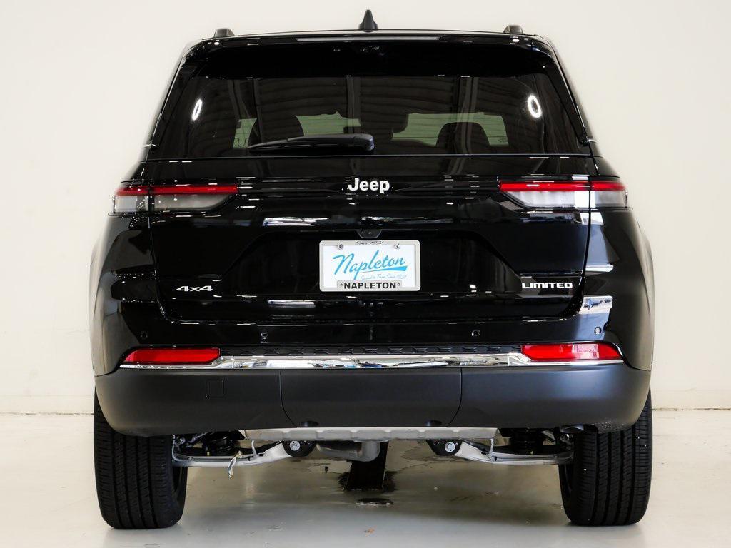 new 2025 Jeep Grand Cherokee car, priced at $48,960