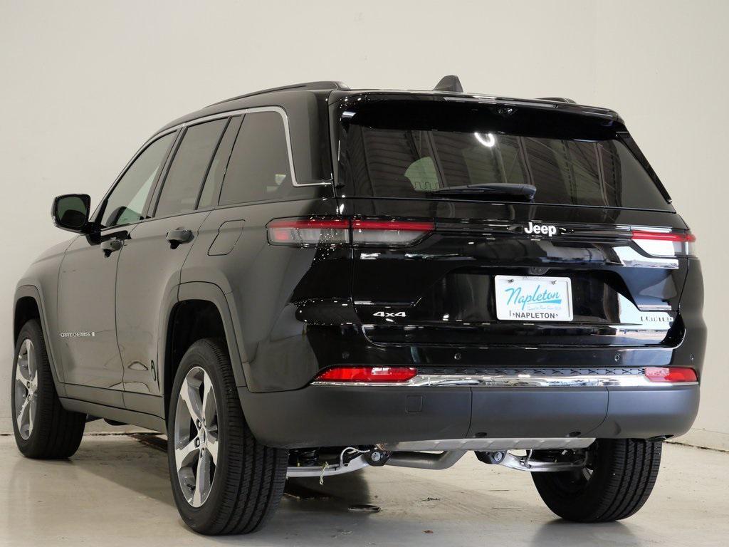 new 2025 Jeep Grand Cherokee car, priced at $48,960