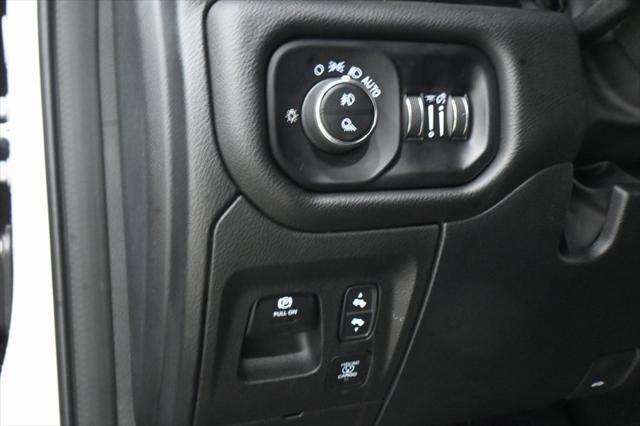 new 2025 Ram 1500 car, priced at $58,282