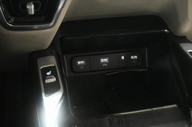 used 2023 Kia Sorento car, priced at $29,800