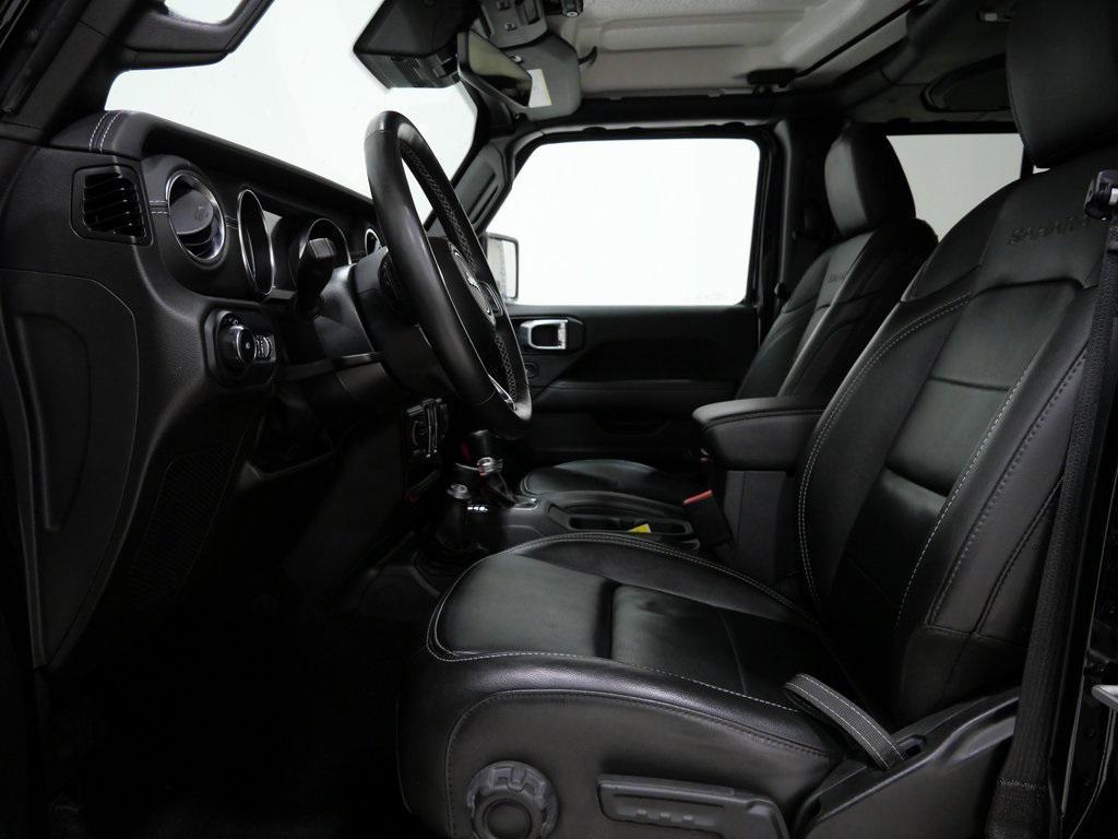 used 2022 Jeep Wrangler Unlimited car, priced at $32,000