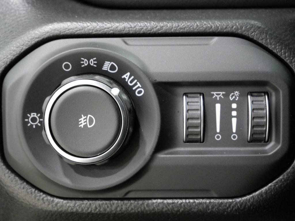 used 2022 Jeep Wrangler Unlimited car, priced at $32,000