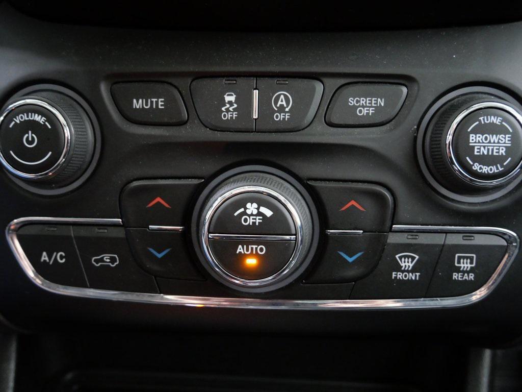 used 2019 Jeep Cherokee car, priced at $14,800