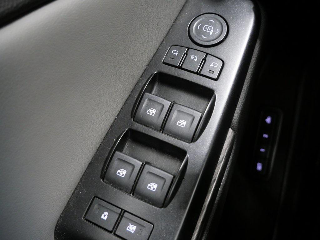 used 2018 Chevrolet Suburban car, priced at $24,000