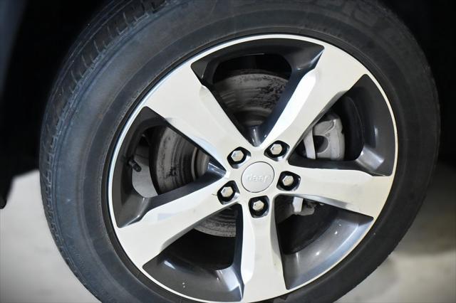used 2021 Jeep Grand Cherokee L car, priced at $29,800
