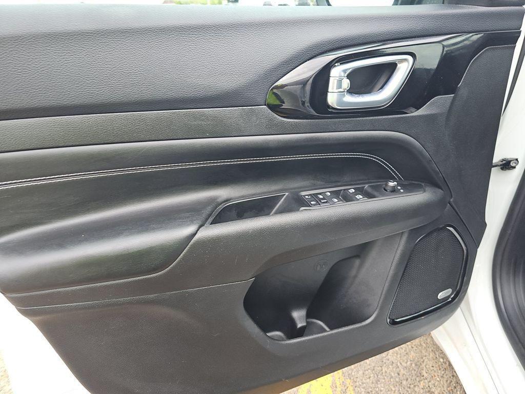 used 2022 Jeep Compass car, priced at $22,600