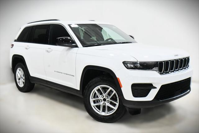 new 2025 Jeep Grand Cherokee car, priced at $36,054