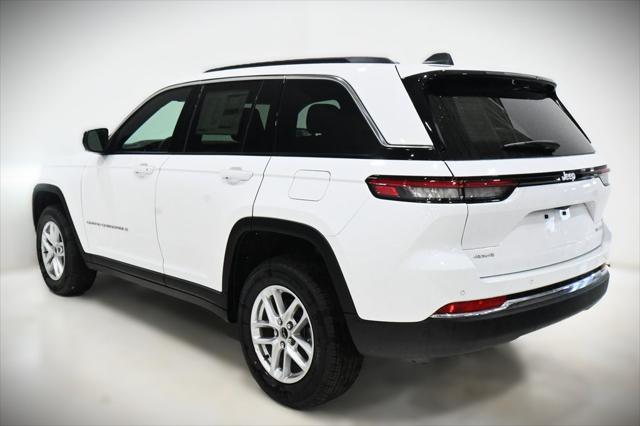new 2025 Jeep Grand Cherokee car, priced at $35,904