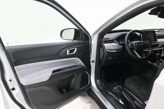new 2025 Jeep Compass car, priced at $26,522