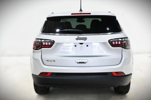 new 2025 Jeep Compass car, priced at $26,522