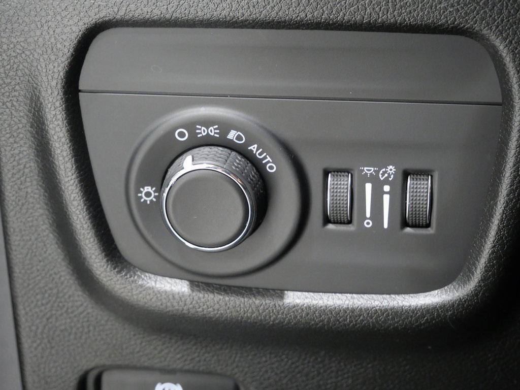 used 2022 Jeep Grand Cherokee L car, priced at $31,000