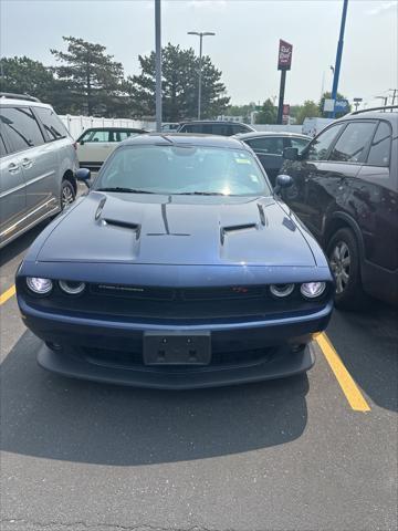 used 2017 Dodge Challenger car