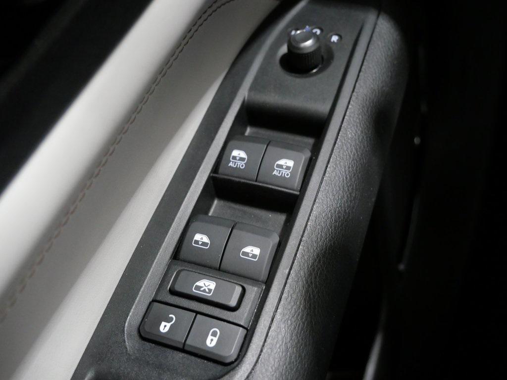 used 2022 Jeep Compass car, priced at $21,300