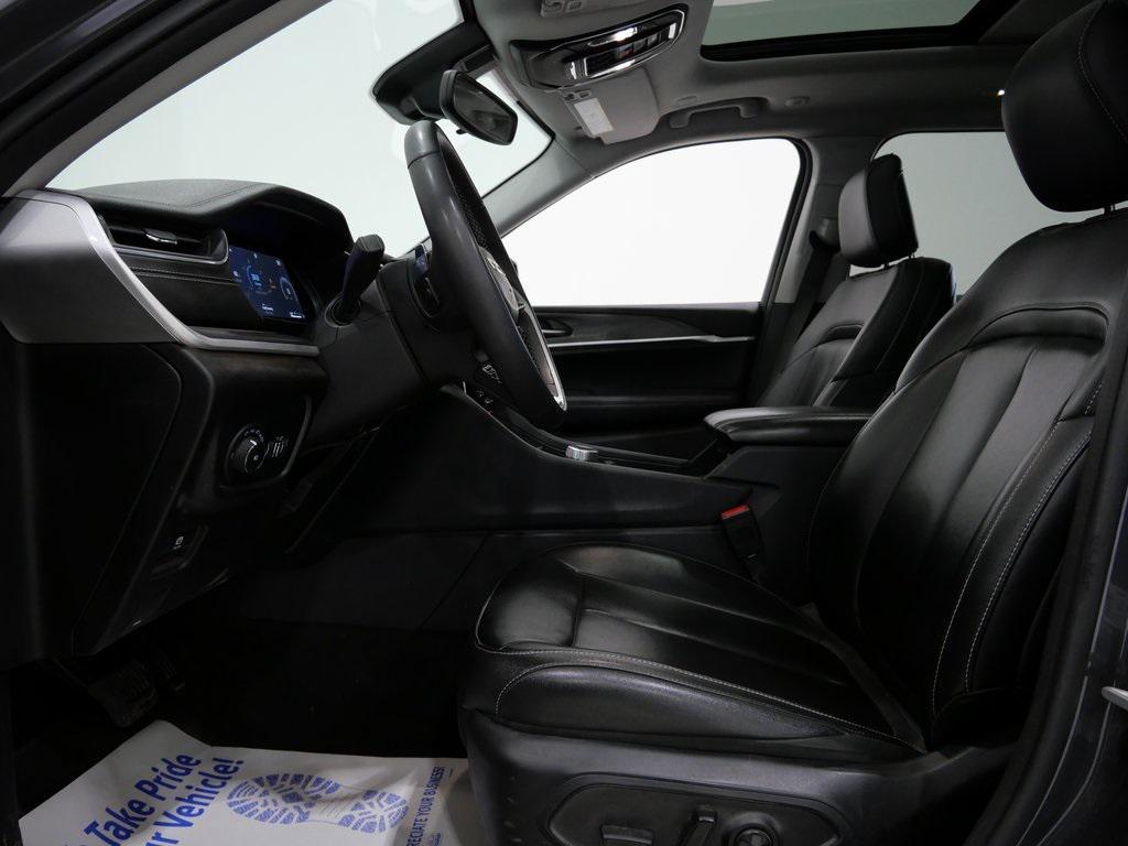 used 2023 Jeep Grand Cherokee L car, priced at $31,000