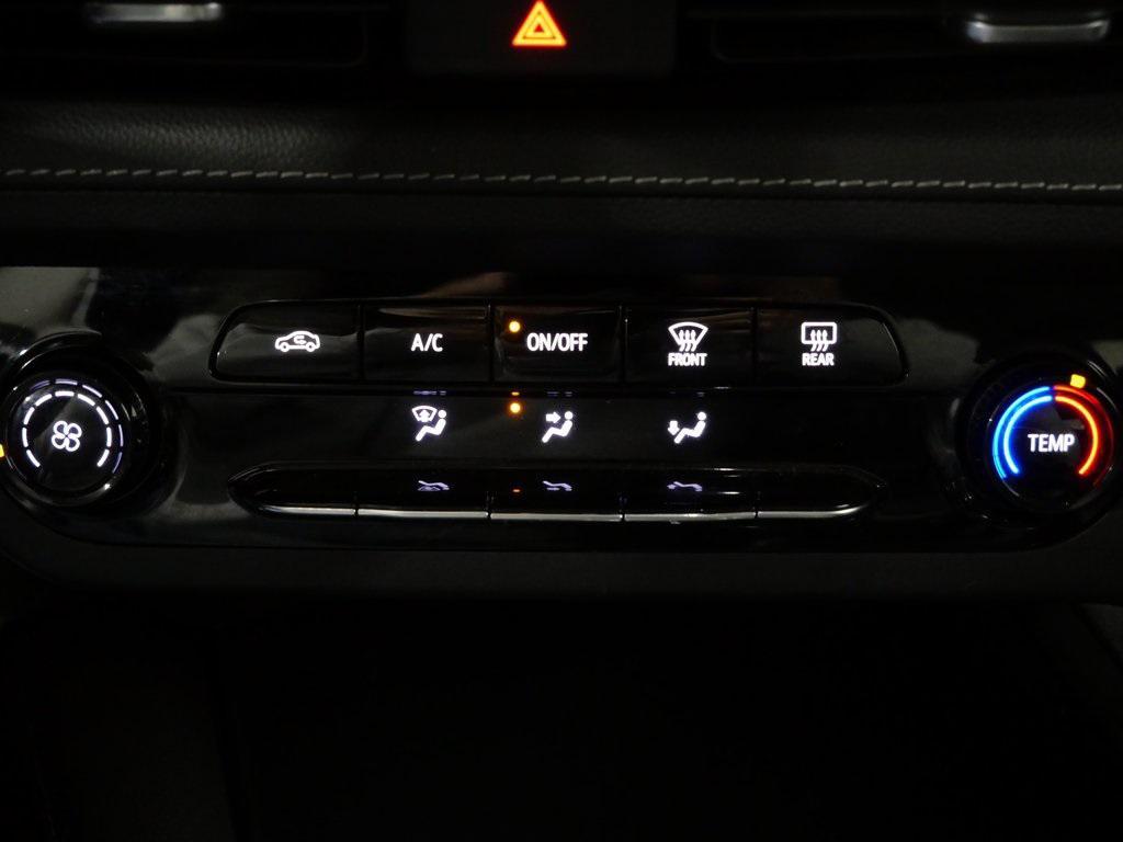 used 2023 Buick Envision car, priced at $20,400