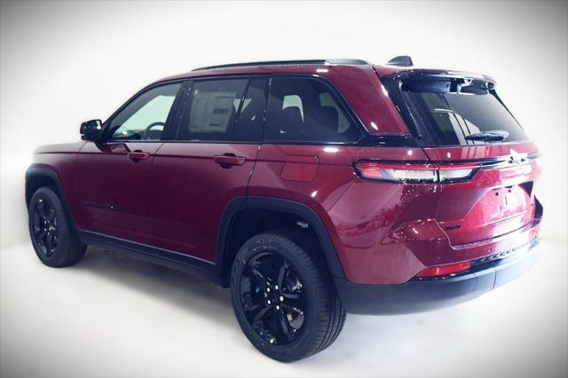new 2025 Jeep Grand Cherokee car, priced at $44,235