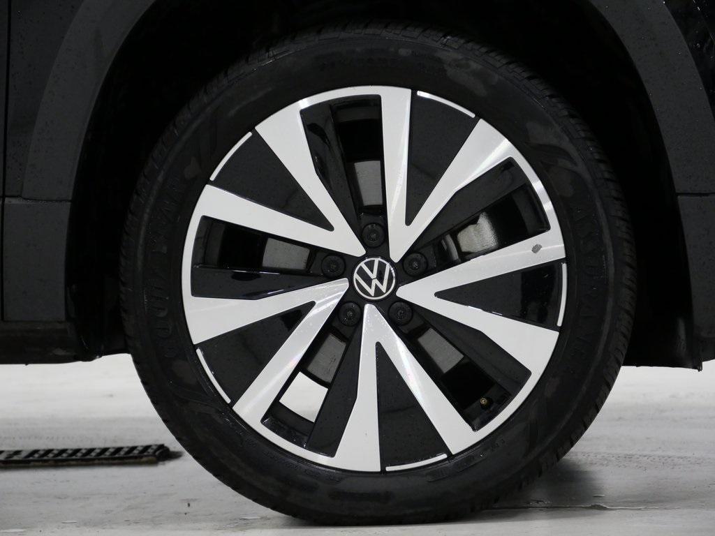 used 2024 Volkswagen Taos car, priced at $21,800