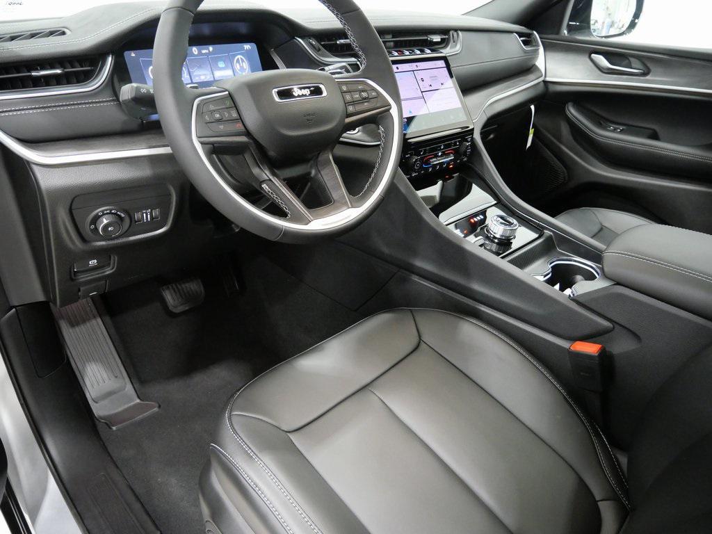 new 2025 Jeep Grand Cherokee L car, priced at $42,465