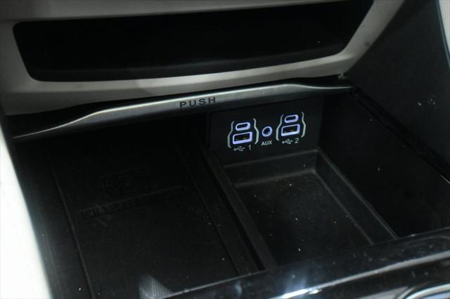 used 2023 Chrysler Pacifica car, priced at $26,000