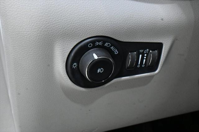 used 2022 Jeep Compass car, priced at $21,000