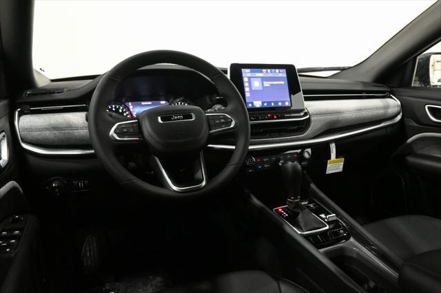 new 2025 Jeep Compass car, priced at $29,627