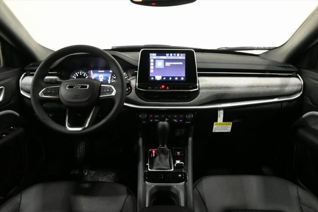 new 2025 Jeep Compass car, priced at $29,627