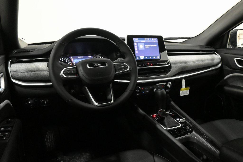 new 2025 Jeep Compass car, priced at $27,774