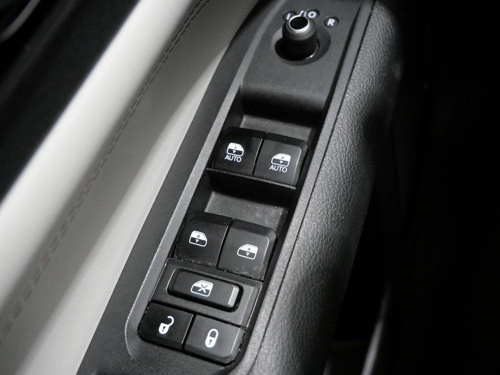 used 2023 Jeep Compass car, priced at $21,000