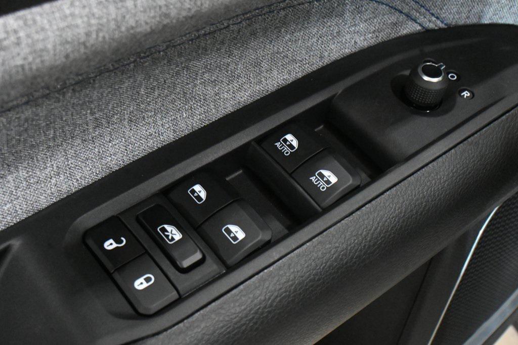 new 2025 Jeep Compass car, priced at $23,034