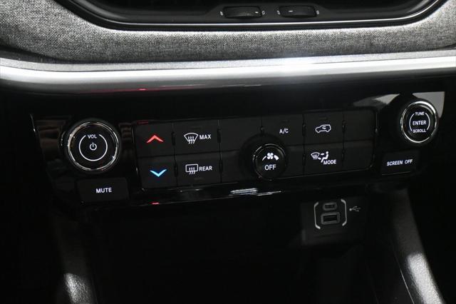 new 2025 Jeep Compass car, priced at $25,377