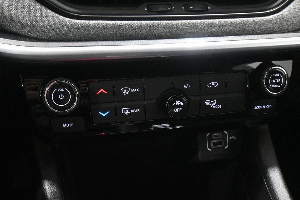 new 2025 Jeep Compass car, priced at $23,034