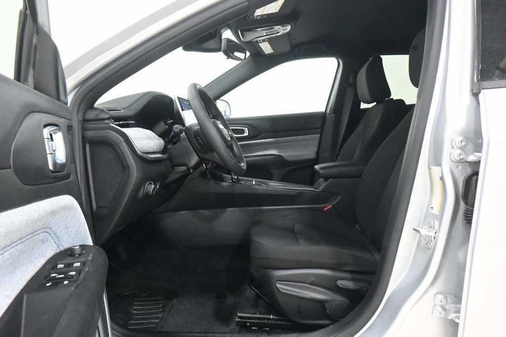 new 2025 Jeep Compass car, priced at $23,034