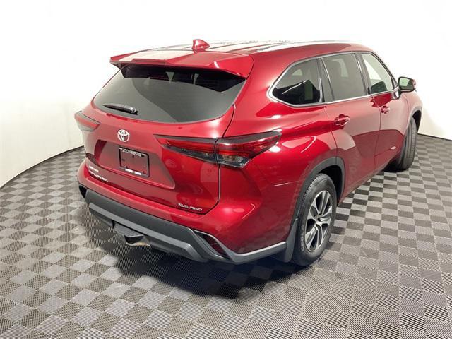 used 2021 Toyota Highlander car, priced at $30,000
