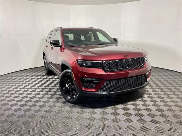 used 2024 Jeep Grand Cherokee car, priced at $38,500