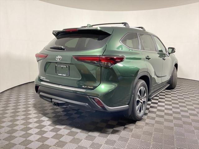 new 2025 Toyota Highlander car, priced at $48,500