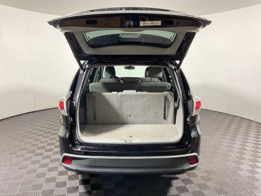used 2015 Toyota Highlander car, priced at $11,500