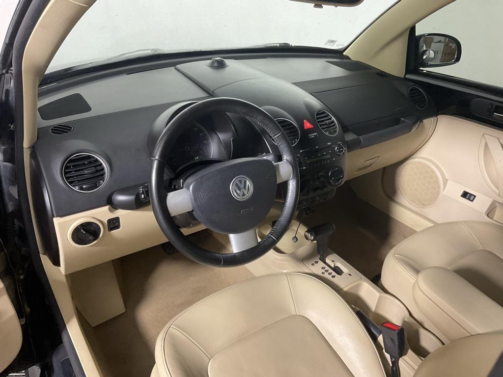 used 2008 Volkswagen New Beetle car, priced at $7,000