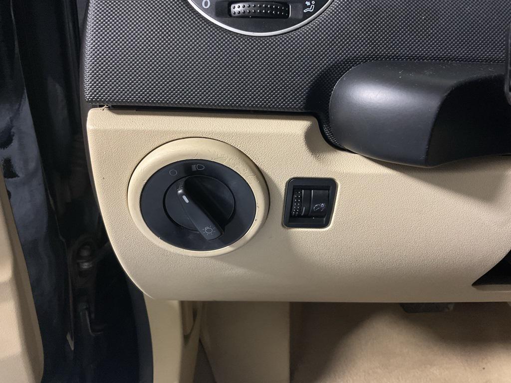 used 2008 Volkswagen New Beetle car, priced at $7,000