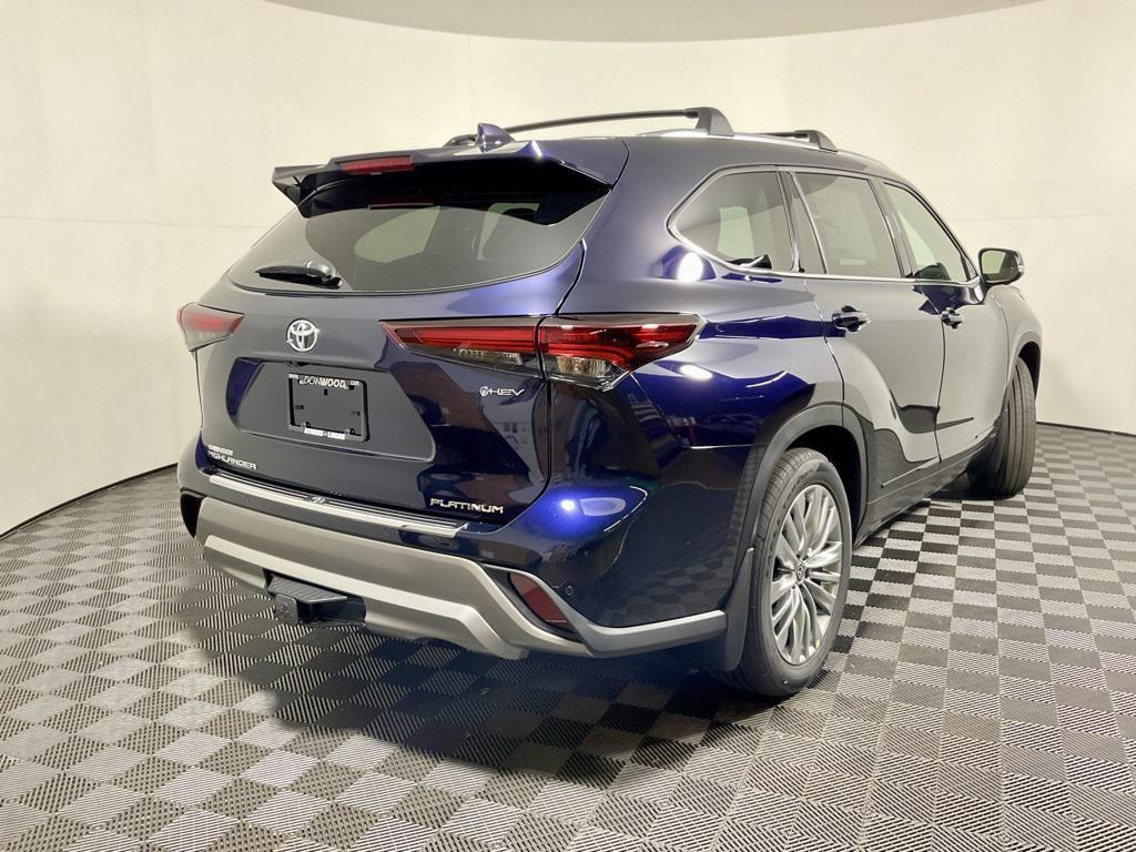 new 2025 Toyota Highlander Hybrid car, priced at $57,000
