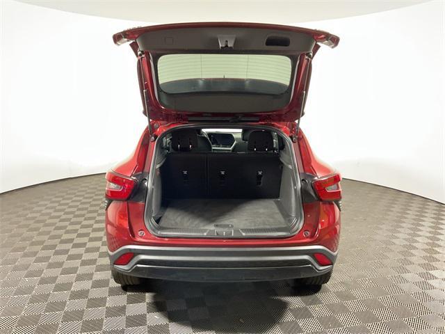 used 2024 Chevrolet Trax car, priced at $19,000