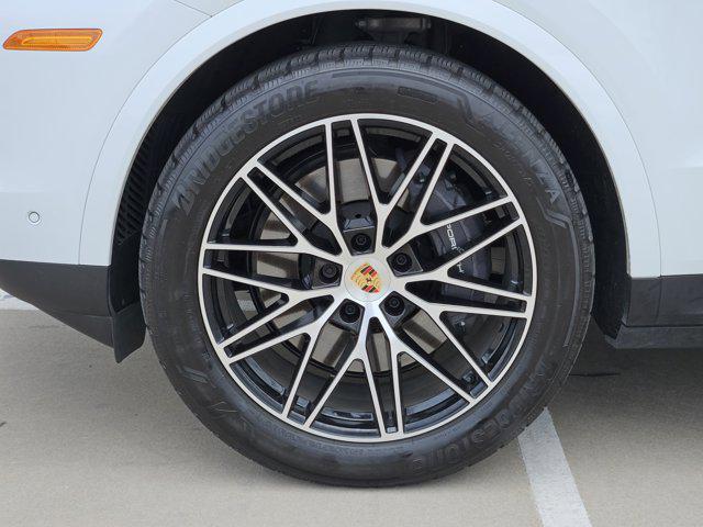 used 2025 Porsche Cayenne car, priced at $95,900