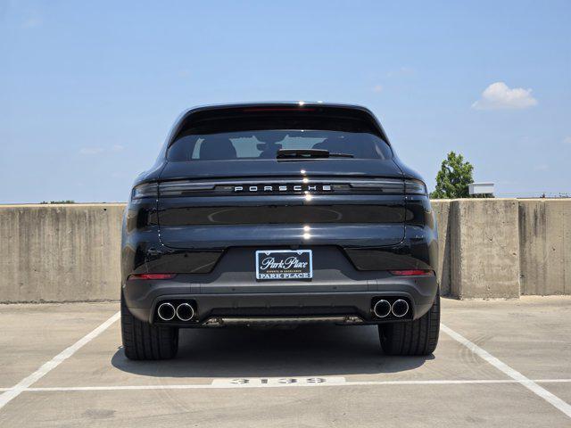 new 2025 Porsche Cayenne car, priced at $121,585