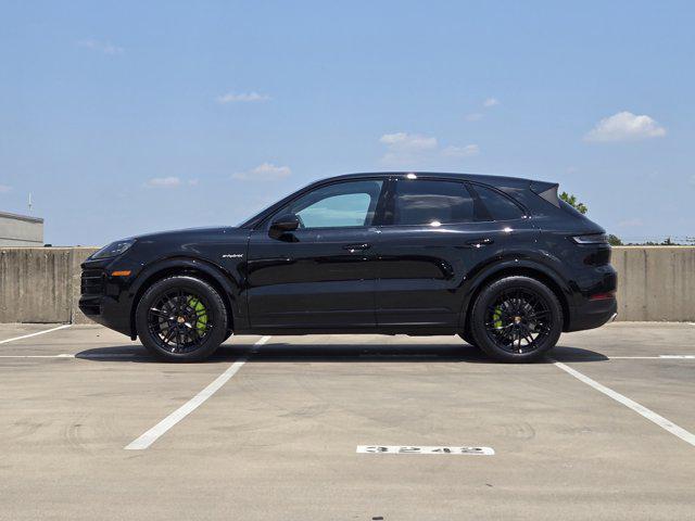 new 2025 Porsche Cayenne car, priced at $121,585
