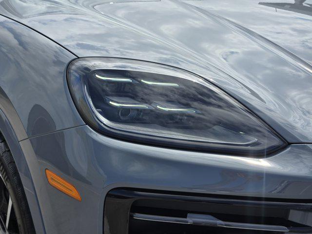 new 2025 Porsche Cayenne car, priced at $101,645