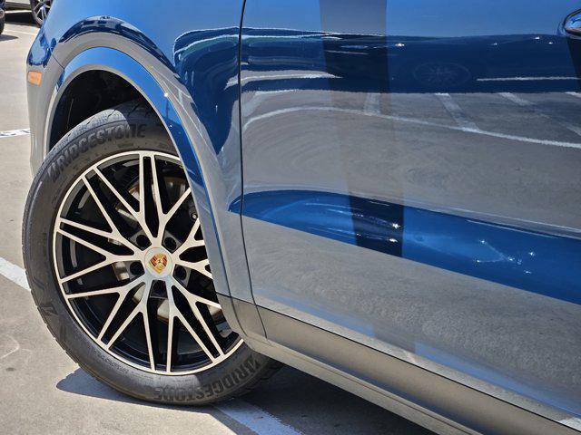 used 2025 Porsche Cayenne car, priced at $94,900