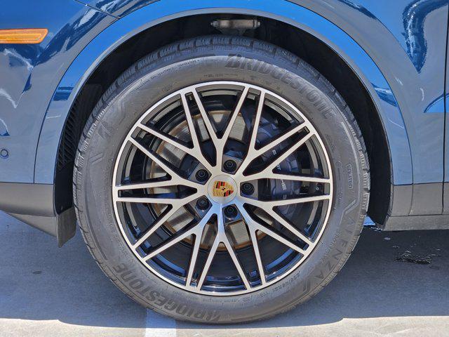 used 2025 Porsche Cayenne car, priced at $94,900