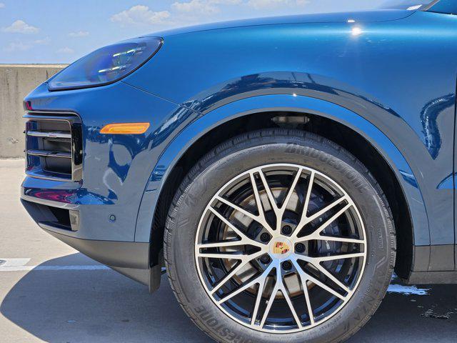used 2025 Porsche Cayenne car, priced at $94,900