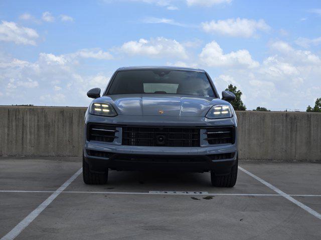 new 2025 Porsche Cayenne car, priced at $101,645
