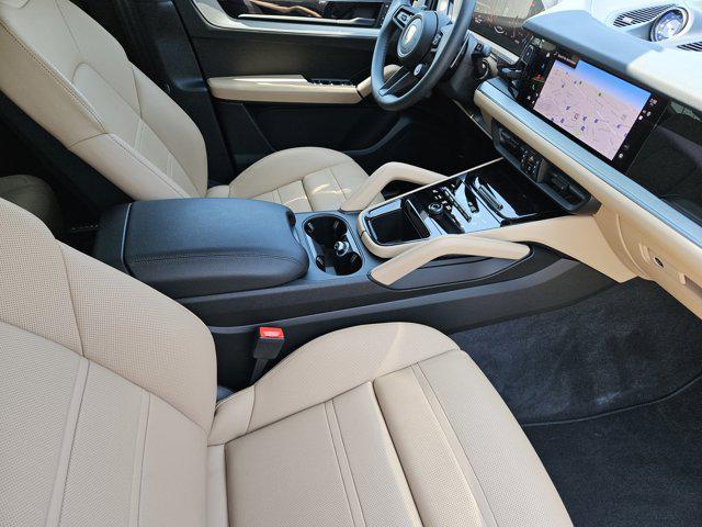 used 2025 Porsche Cayenne car, priced at $100,900