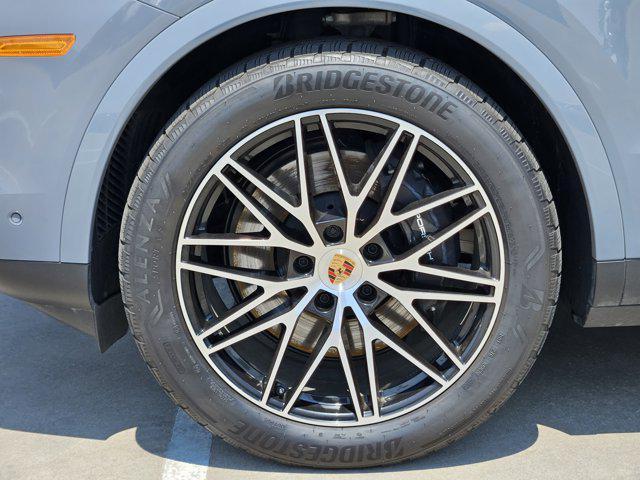 used 2025 Porsche Cayenne car, priced at $100,900